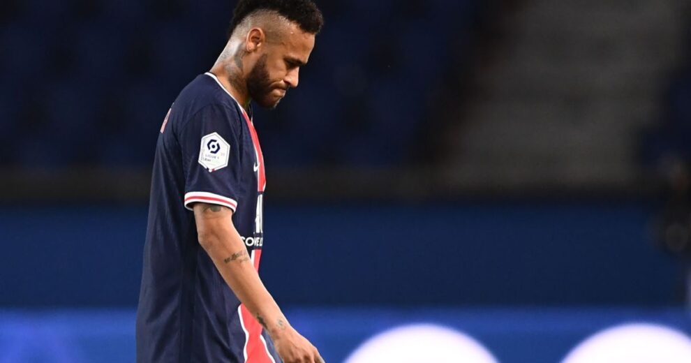Nike despide a la estrella del fútbol brasileño Neymar tras acusaciones de abuso