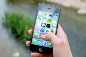 IPhone