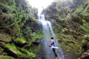 Descubre la majestuosidad de La Chorrera: Una excursión inolvidable