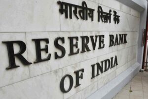 EMIs To Get Costlier As A RBI Rate Hike Is Certain Today; What To Expect?