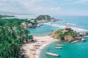 Descubre la belleza natural de Parque Nacional Natural Tayrona