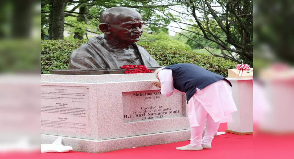 Sobre el ídolo de bronce de Mahatma Gandhi recién inaugurado en Hiroshima
