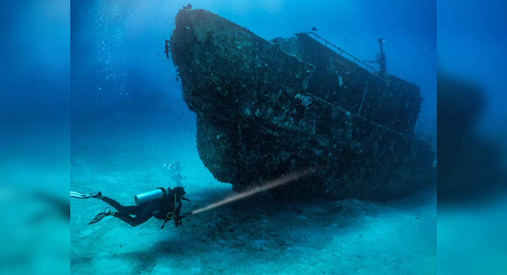 ¡El tiempo corre para el submarino perdido del Titanic!  Queda menos oxígeno ahora, pero se escuchan ruidos submarinos