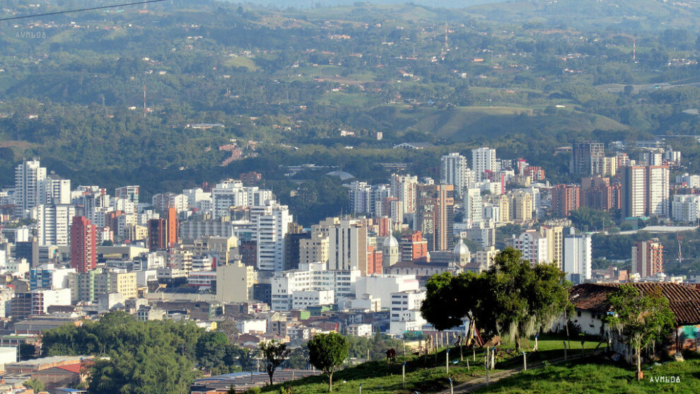 Pereira es una ciudad con mucho que ofrecer. Desde su rica historia y cultura hasta su impresionante belleza natural, la ciudad es una de las mejores para visitar en Colombia.