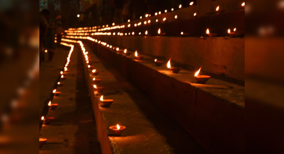 Varanasi recibirá a Dev Deepawali el 27 de noviembre; Se encenderán más de 12 lakh de lámparas.