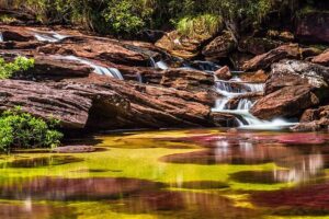 Descubre la belleza natural de la Sierra de la Macarena en Colombia
