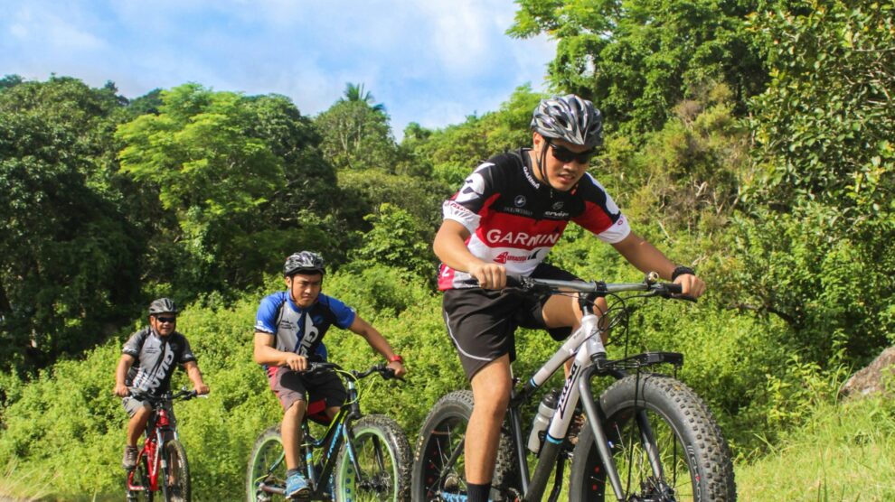 Ciclista profesional carretera montaña deporte Colombia