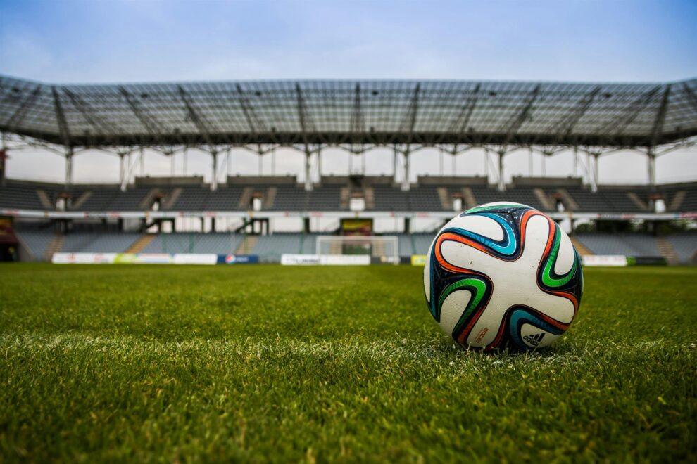 Jugadores de fútbol colombiano deporte estadio partido